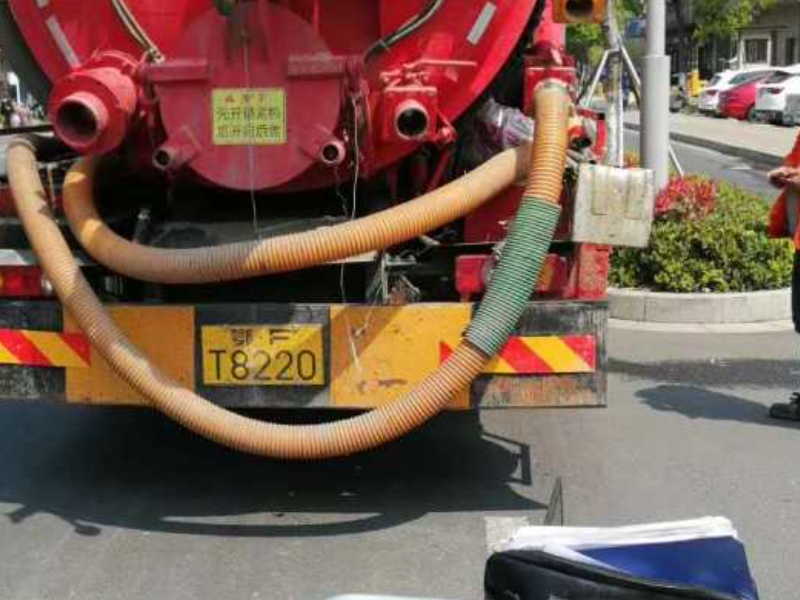 天津和平区疏通下水道(春节不放假)