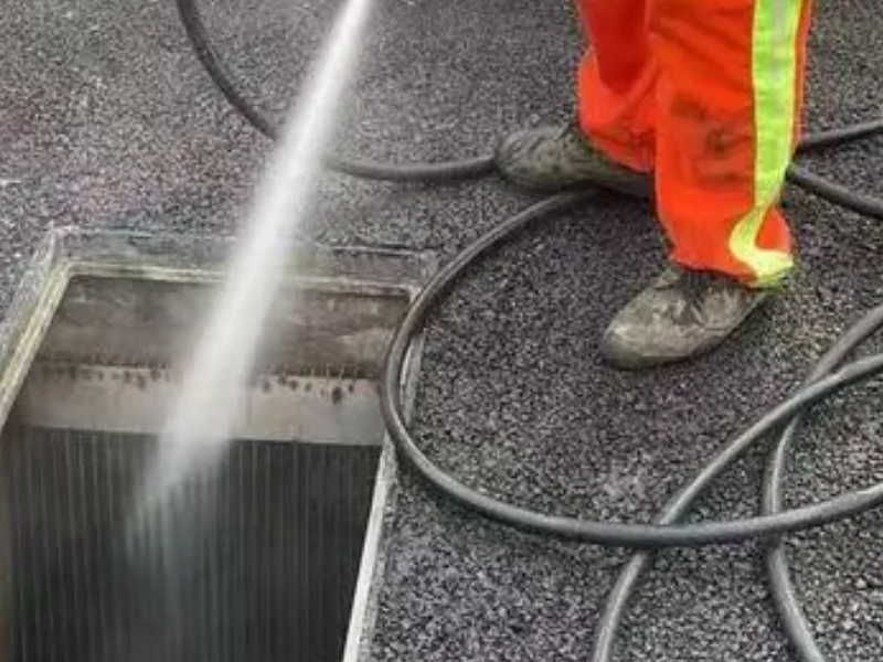 和平劝业场街地下排水管道疏通不乱收费