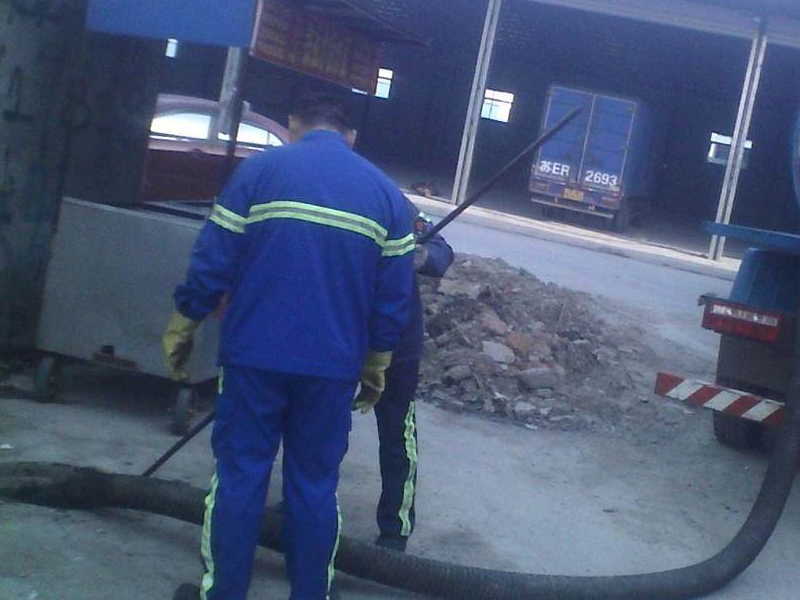 新闻;和平区污水管道清理——食堂污水井清理(清掏)